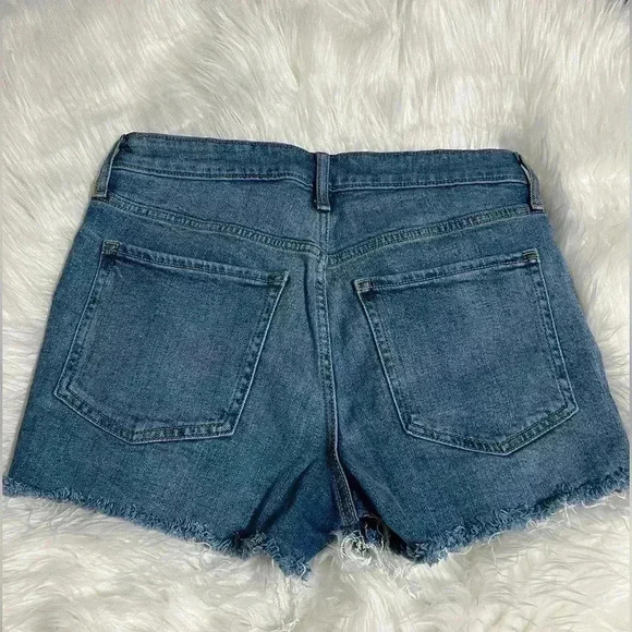 Old Navy Denim Shorts - Picture 3 of 3